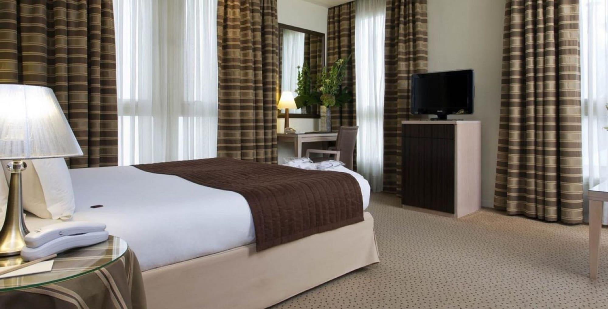 Hotel Le Pera Paris Eksteriør bilde