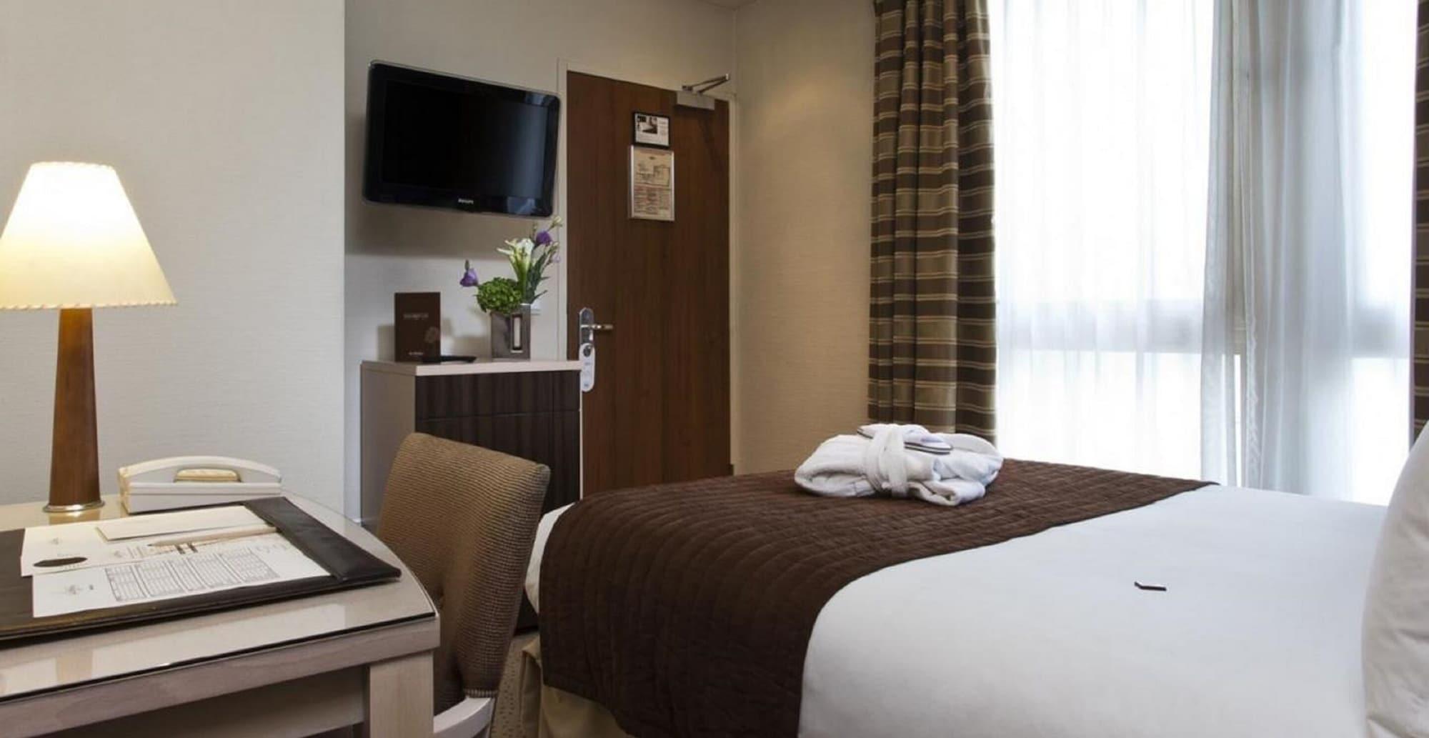Hotel Le Pera Paris Eksteriør bilde