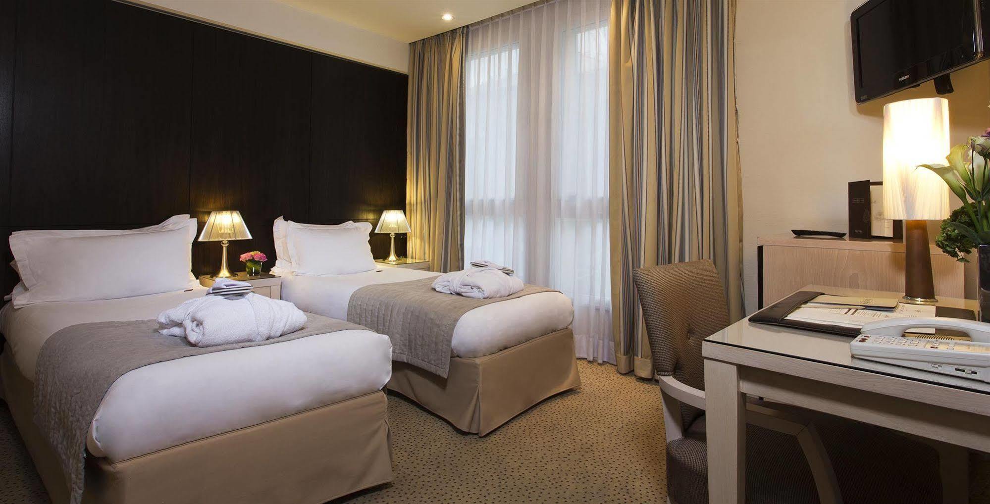 Hotel Le Pera Paris Rom bilde